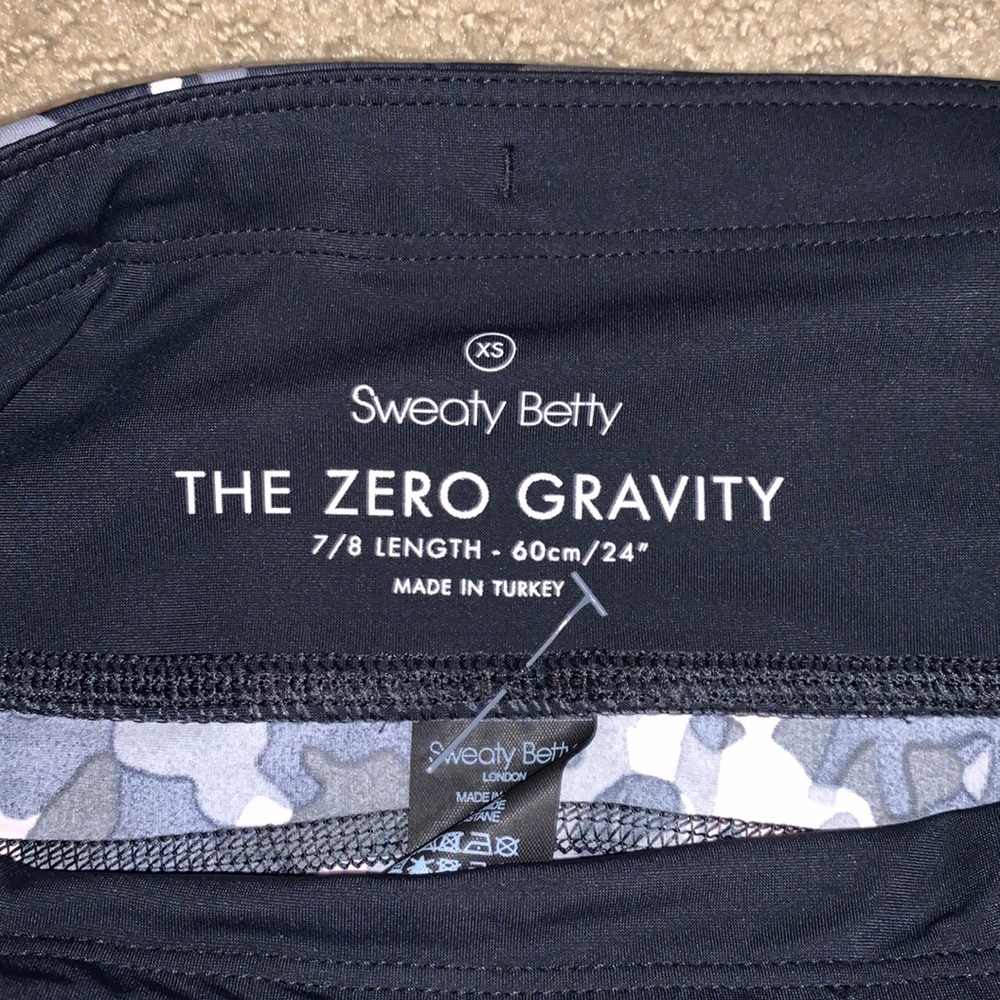 Sweaty Betty camo print leggings - Picture 2 of 4